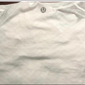 Lululemon long sleeve tee